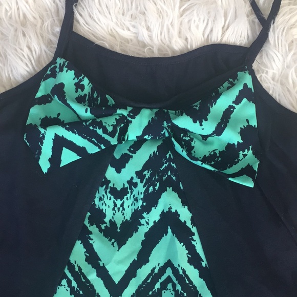 Top - Picture 4 of 5